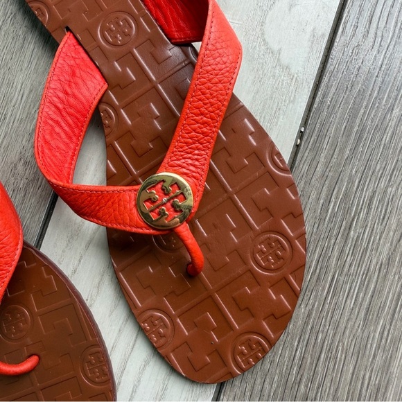 Tory Burch Thora Leather Flip Flop Thong Sandals | Size: 7M - Picture 3 of 5
